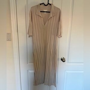 H&M Light Beige Knit Dress